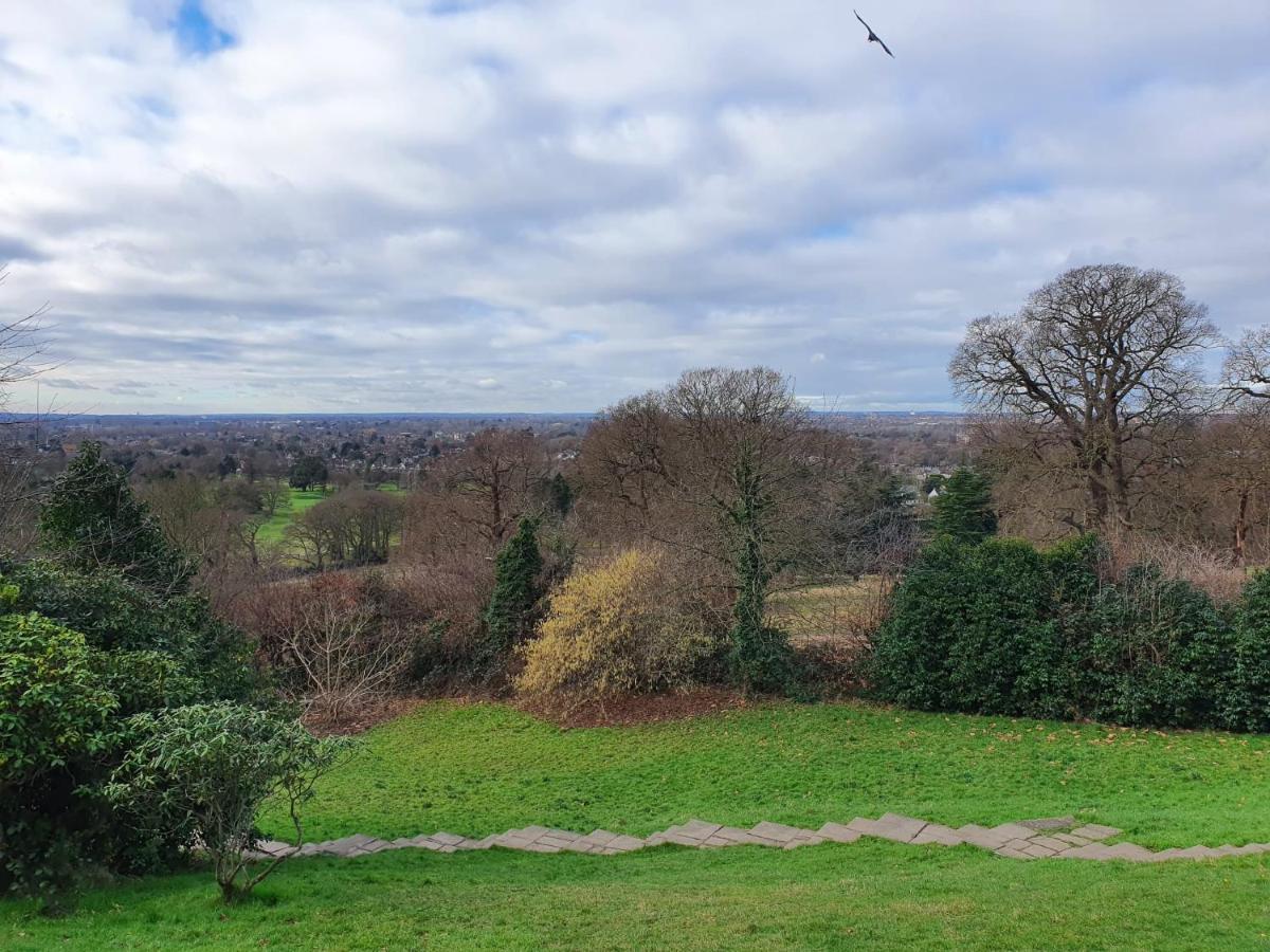 Kew Gardens - Private Double Room Richmond London - Homestay エクステリア 写真