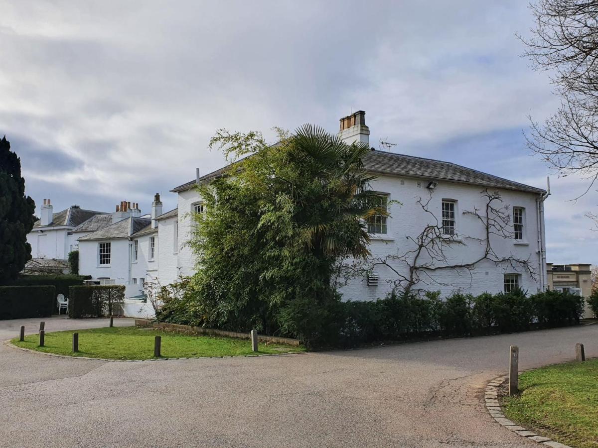 Kew Gardens - Private Double Room Richmond London - Homestay エクステリア 写真