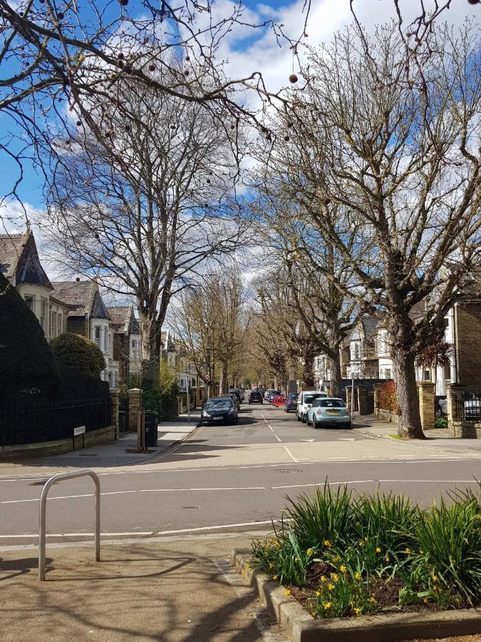 Kew Gardens - Private Double Room Richmond London - Homestay エクステリア 写真